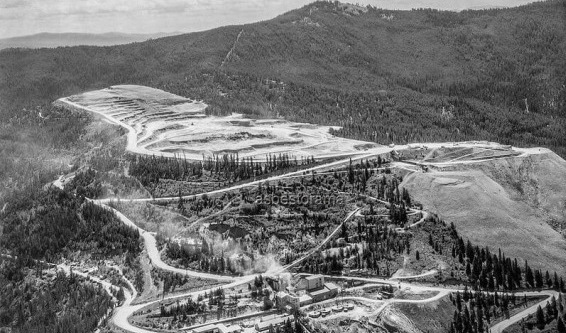 Historic photo of mining in Libby,Montana