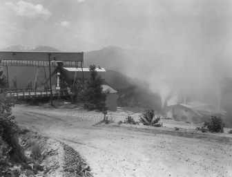 Cloud of Dust at Zonolite Mill