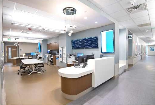 Nursing station with table, chairs and counter