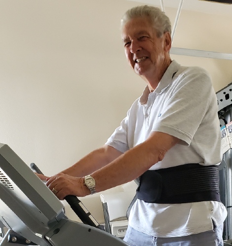 Terry Latham walks on a treadmill.