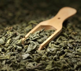 Green Tea Leaves with Scoop