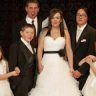 Wedding picture of Peritoneal Mesothelioma Survivor Raeleen and husband Justin