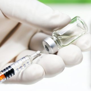 Syringe vaccine