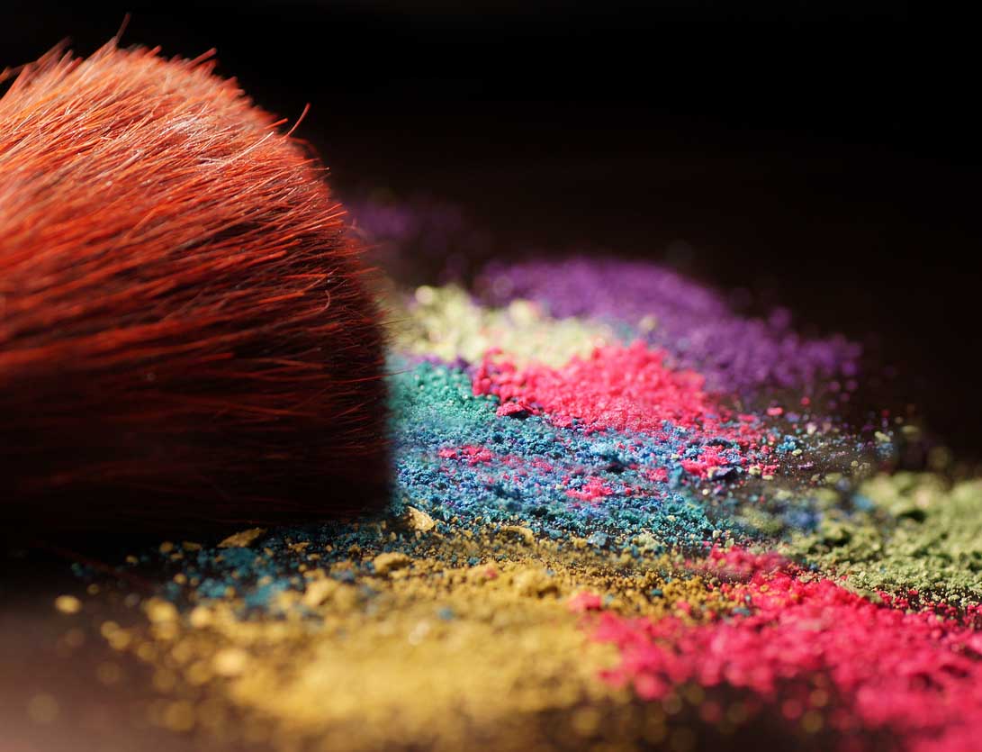 Multicolored makeup powder Multicolored makeup powder