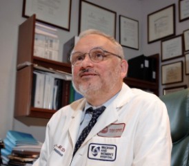 Dr. Raphael Bueno Dr. Raphael Bueno
