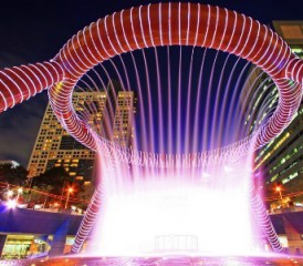 Fountain in Singapore Fountain in Singapore