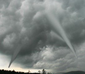 Tornado forming Tornado forming
