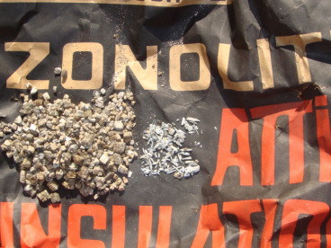 Zonolite asbestos insulation